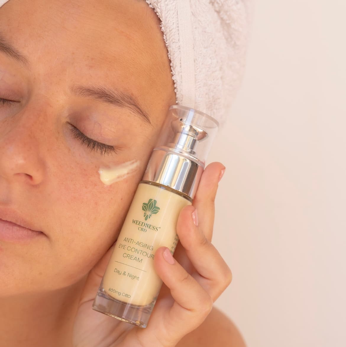 Anti-Aging-Augenkontur mit Botox-Effekt 24h